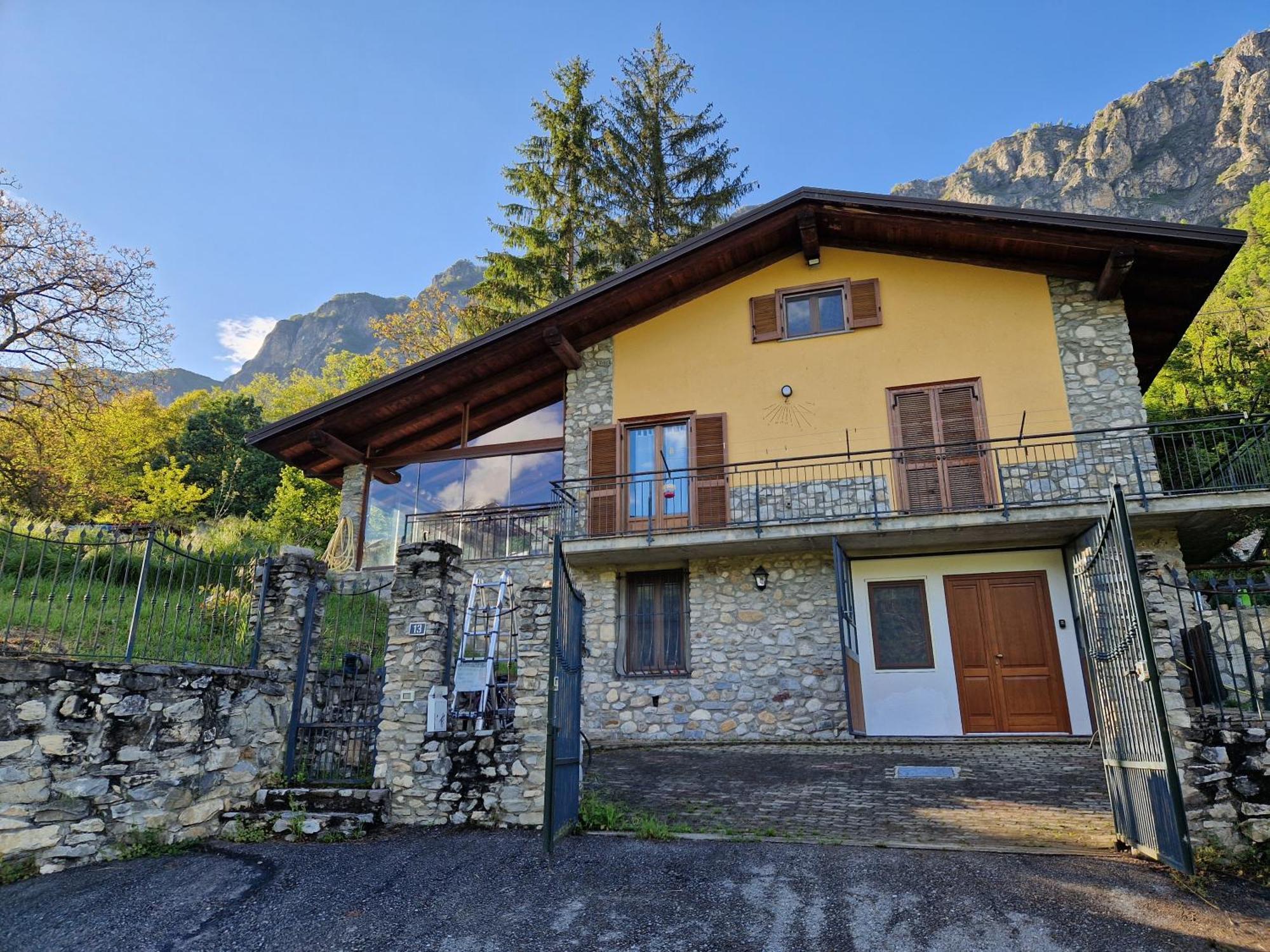 Casa Di Montagna Apartment Aisone Exterior photo